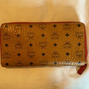 MCM embossed logo large zip wallet comes with dust bag and box